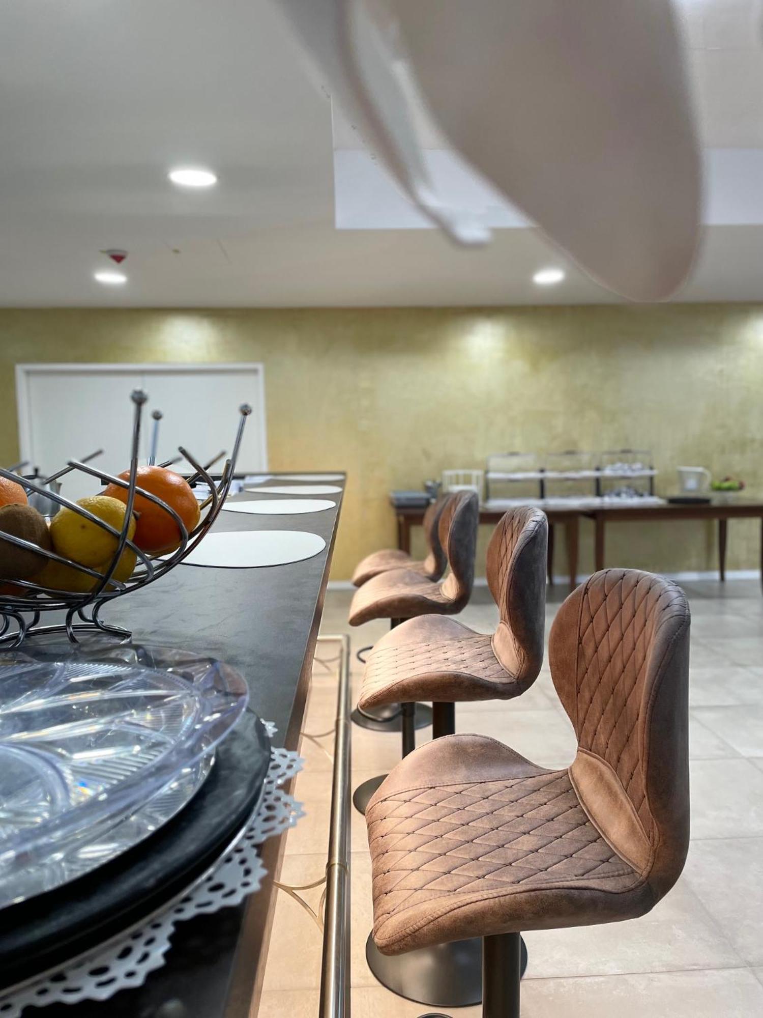 Gastpark Hotel Manching Exterior foto